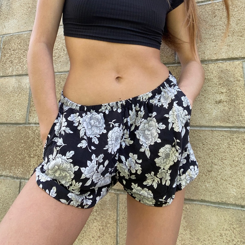 Brandy Melville shorts